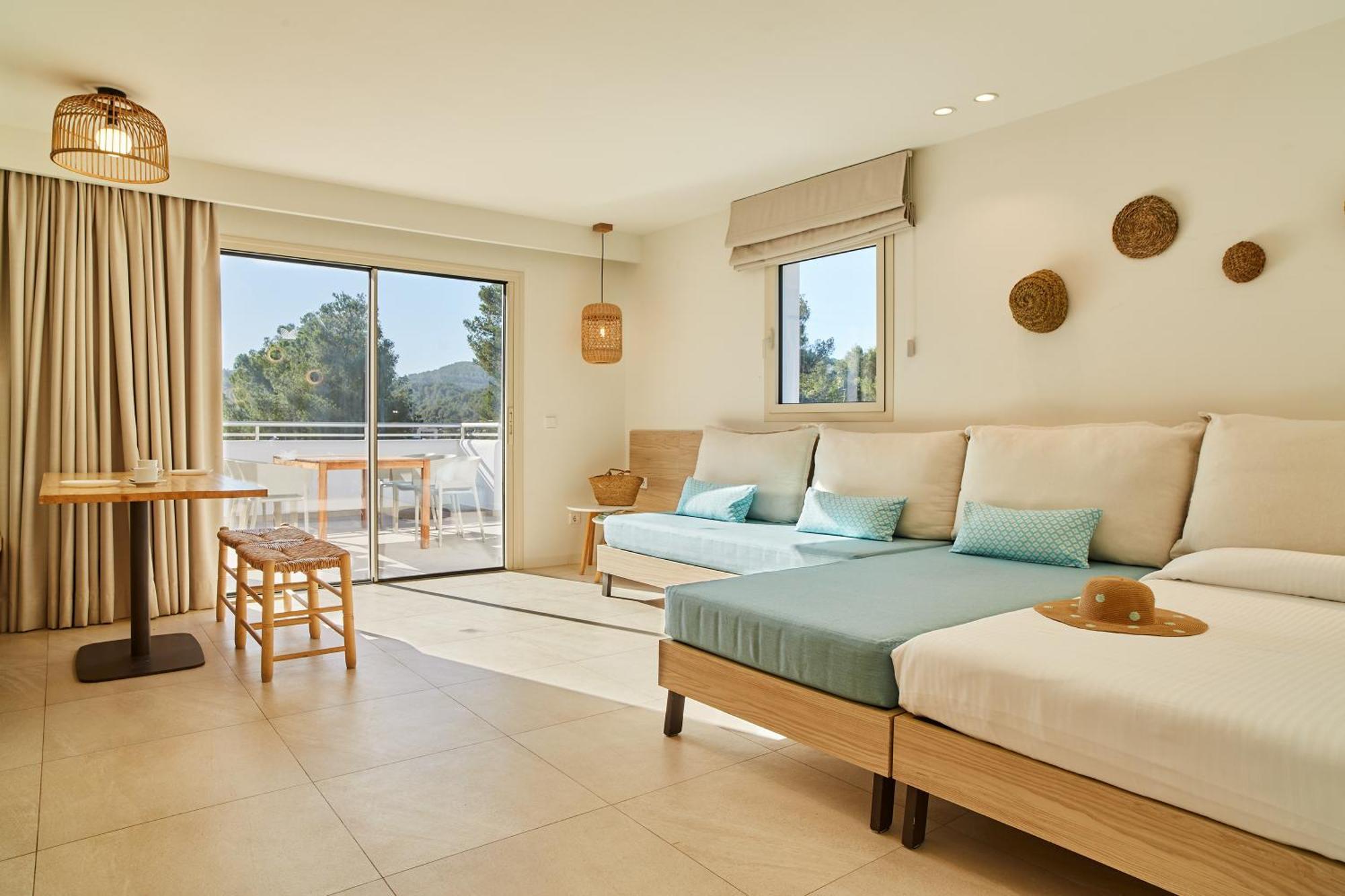 Apartamentos San Miguel Park & Esmeralda Mar Port de Sant Miguel Bilik gambar